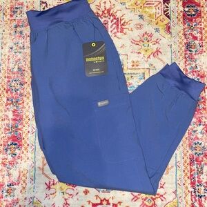 Momentum by maevn joggers